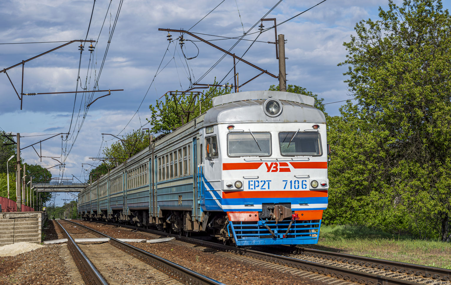 ЭР2Т-7106