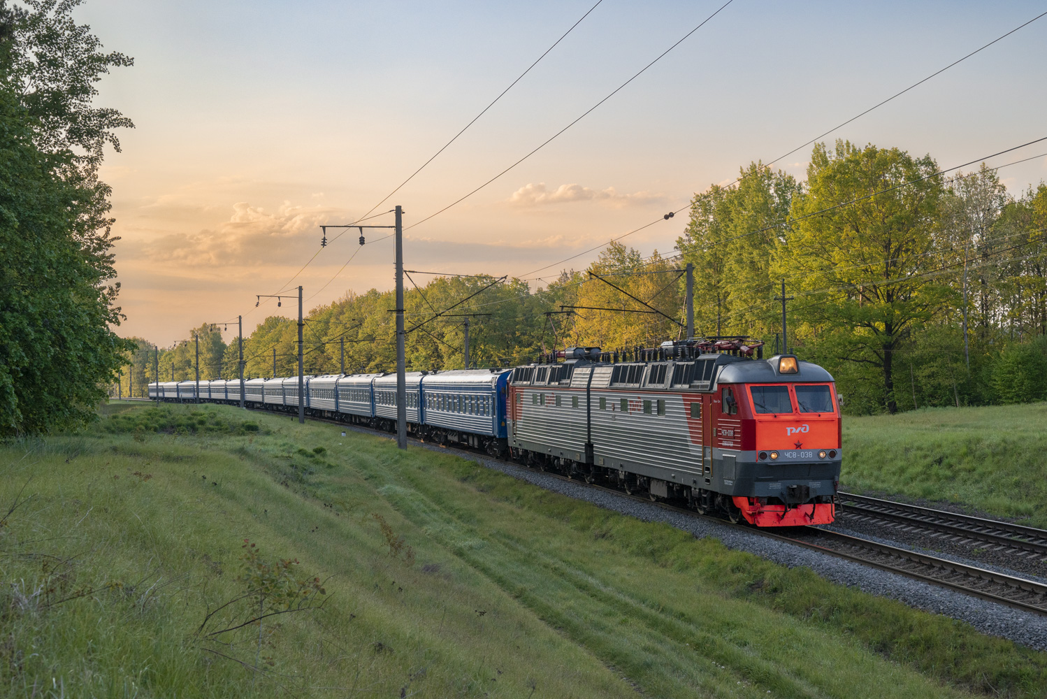ЧС8-038