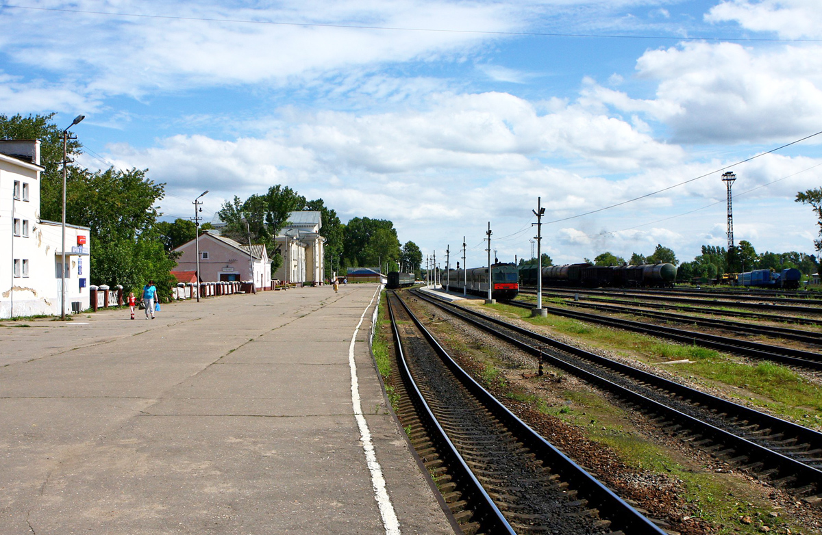 Октябрьская железная дорога — Станции и перегоны