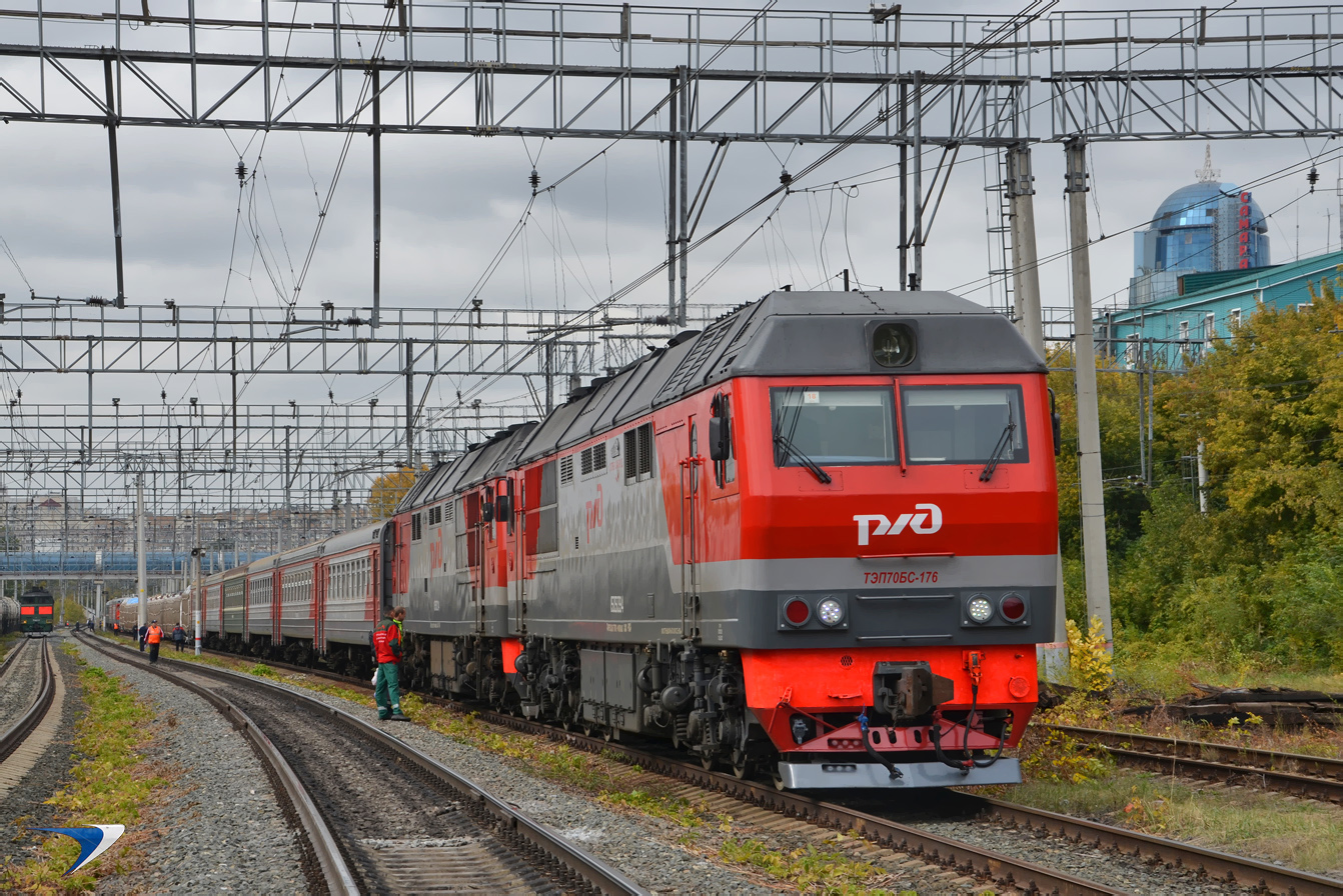 ТЭП70БС-176