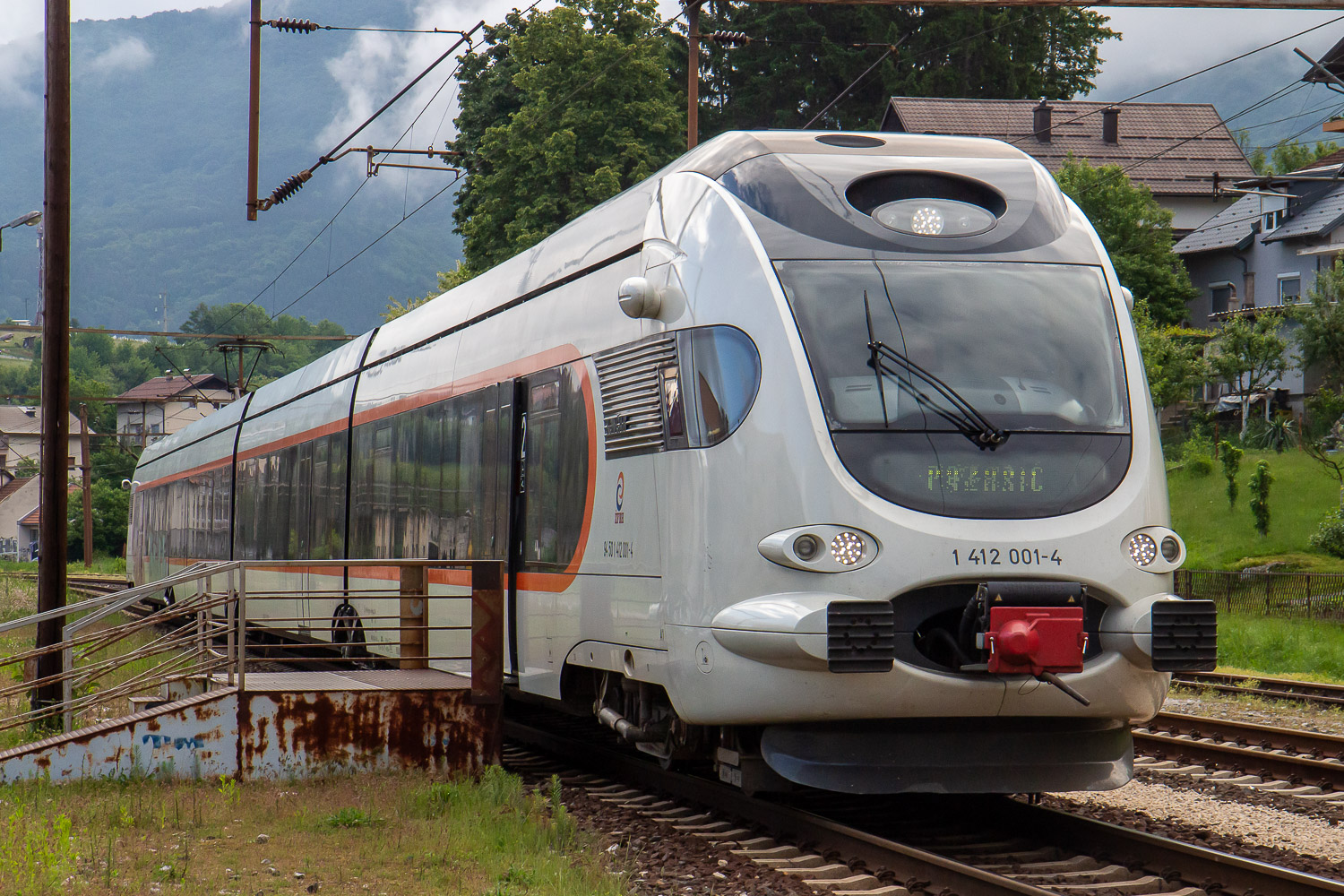 4412 001