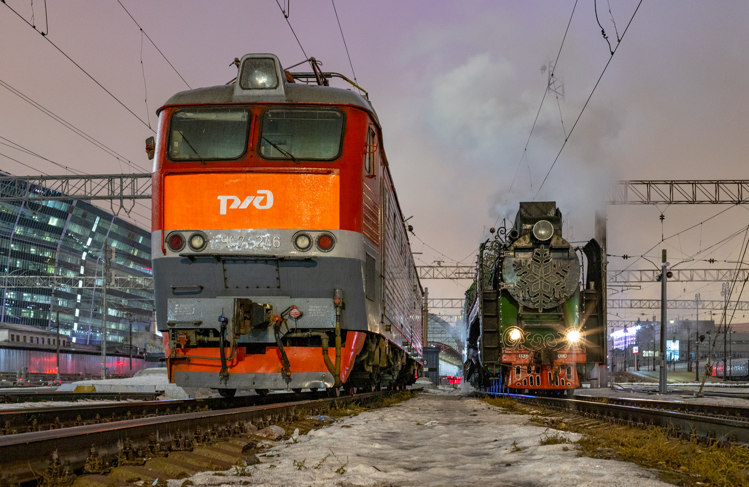 ЧС7-246; П36-0110