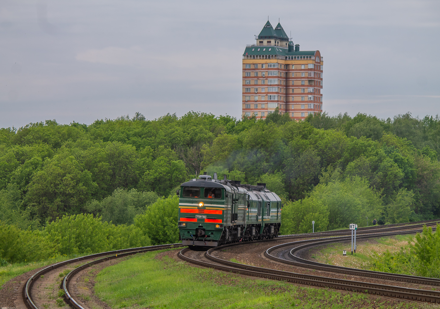 2ТЭ10М-3108