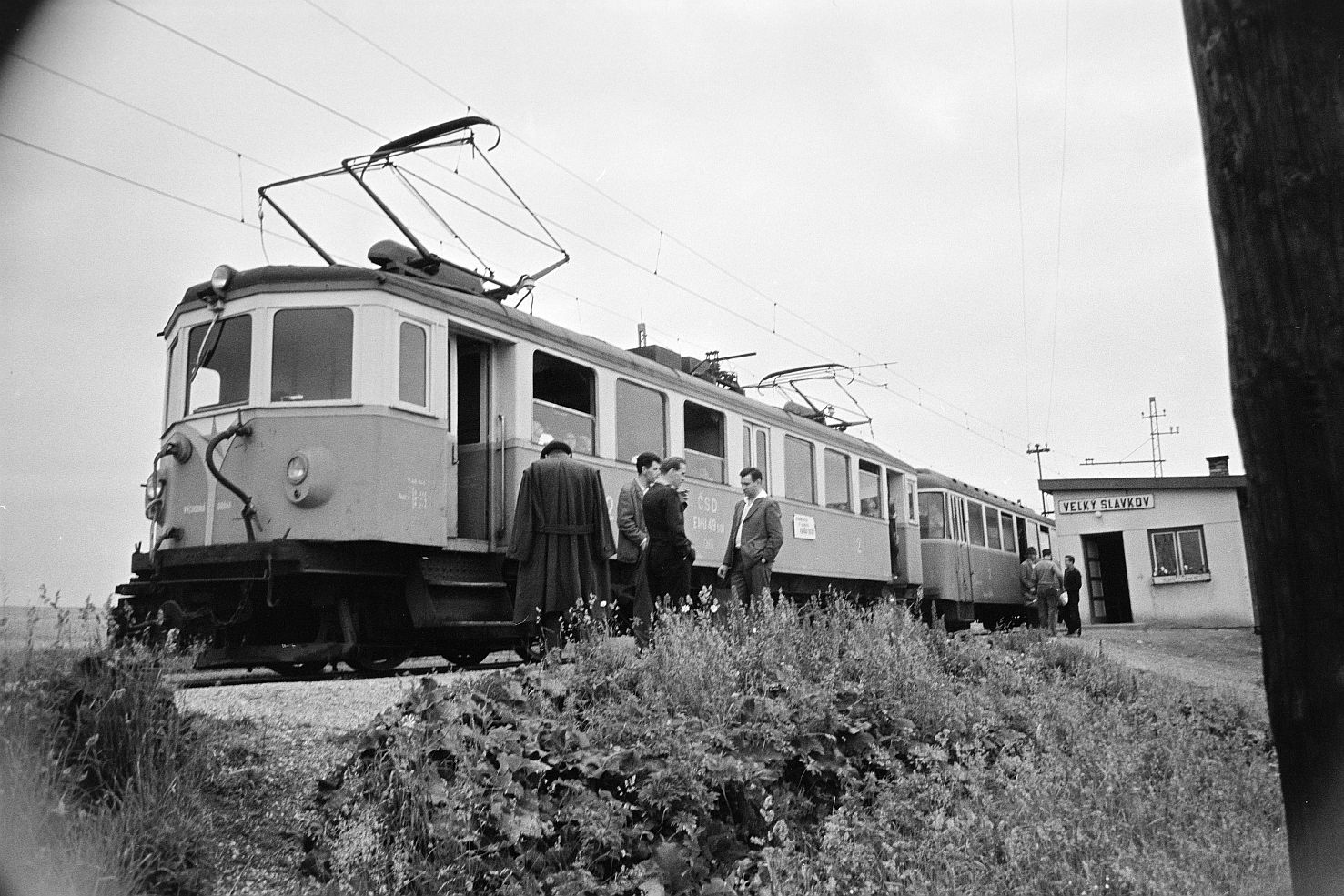 EMU 49.001