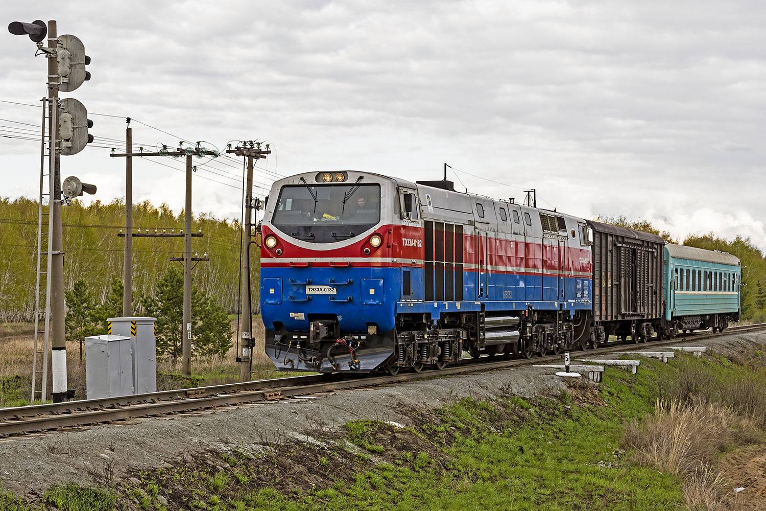 ТЭ33А-0182