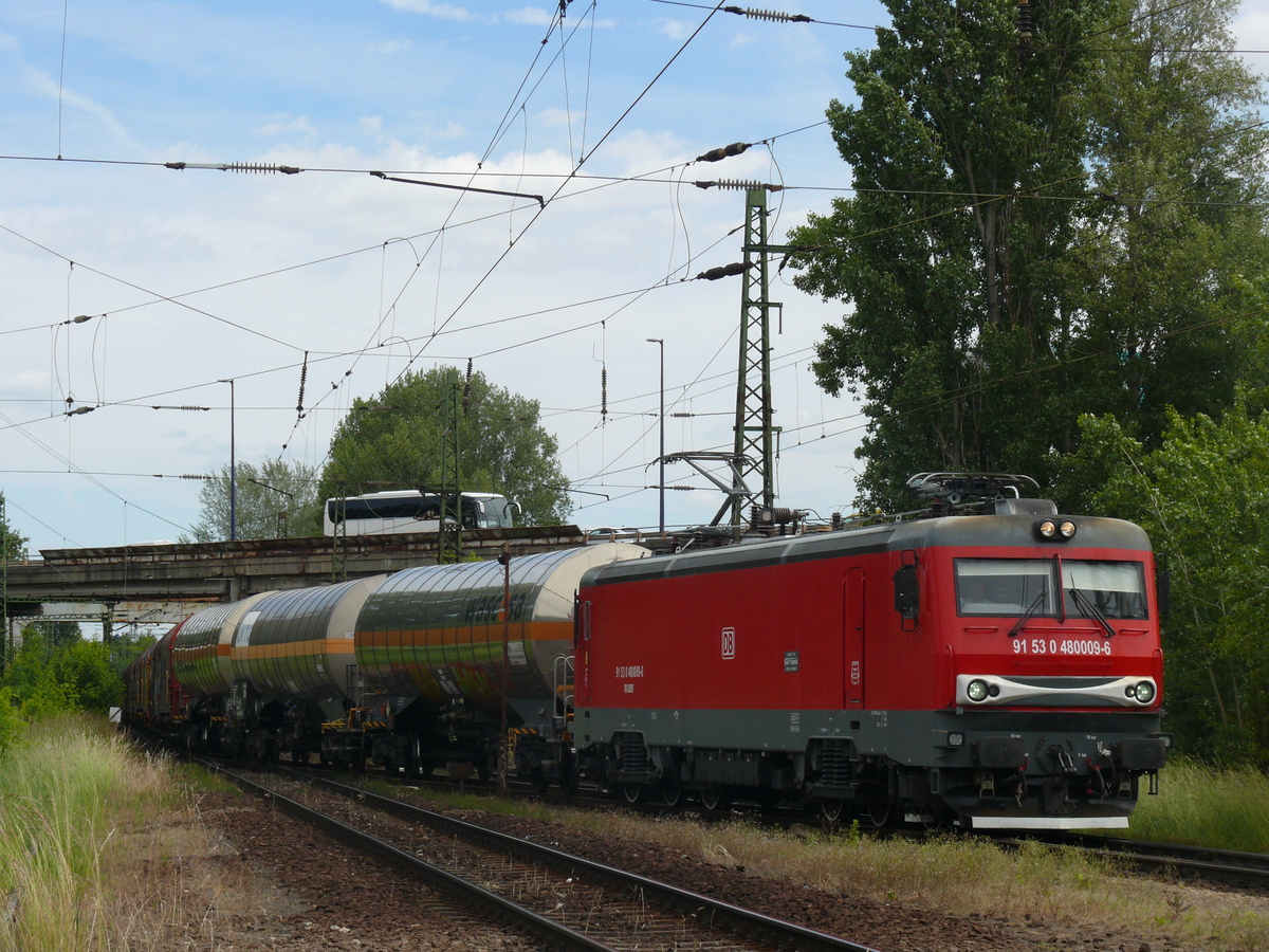 480 009