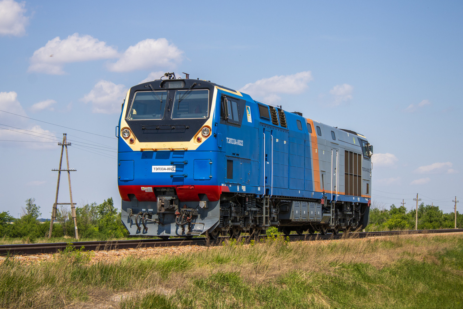 ТЭП33А-0022