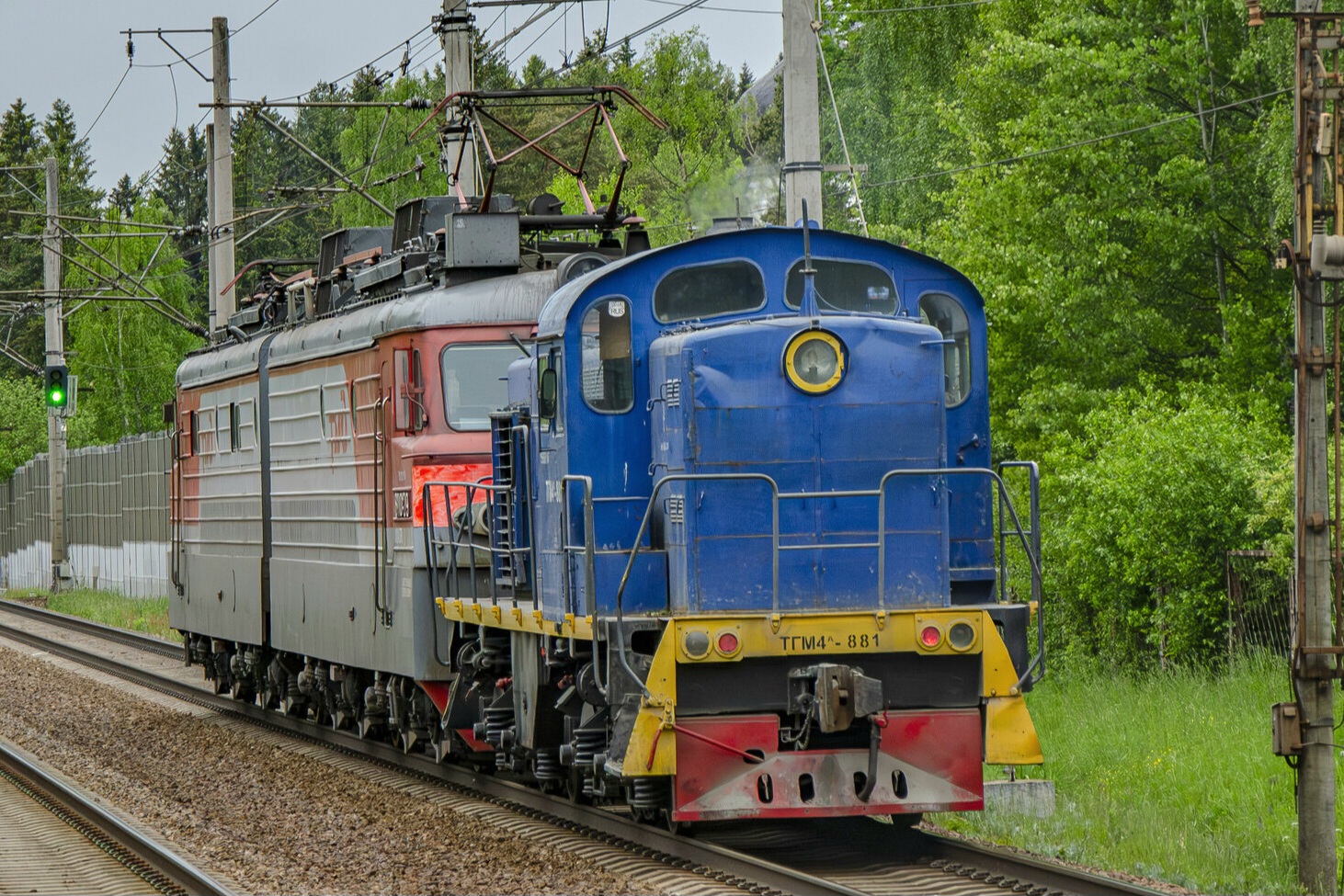 ТГМ4-881
