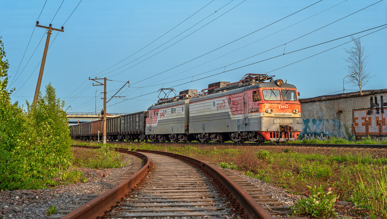 ВЛ10-1851