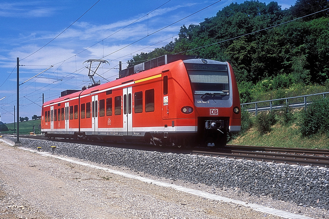 426 002