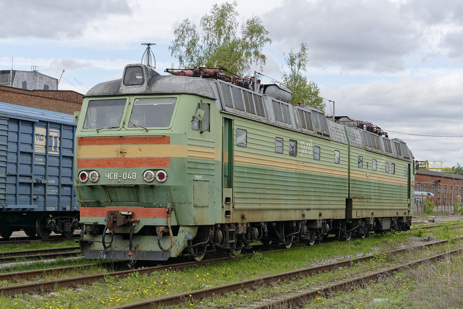ЧС8-048