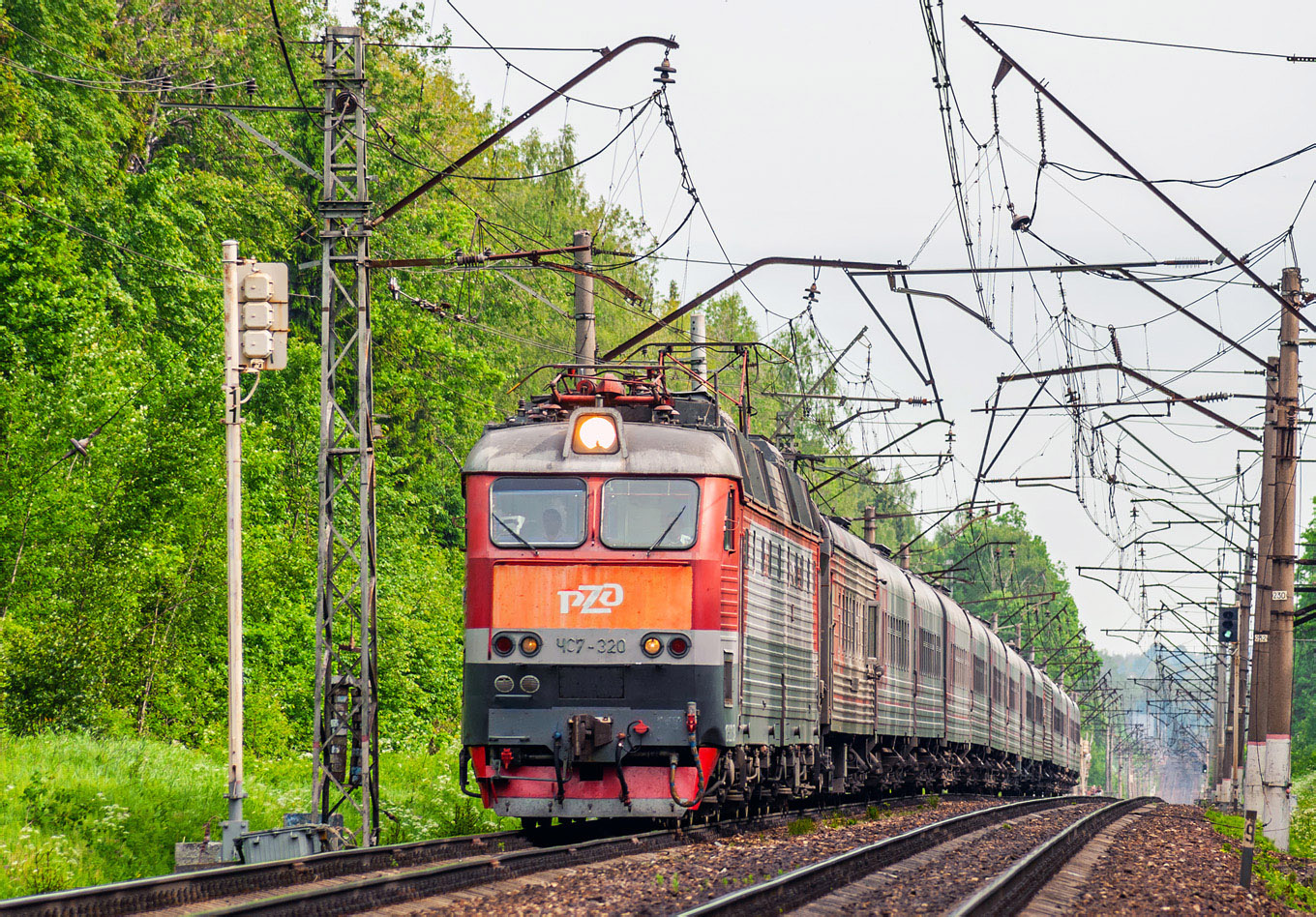 ЧС7-320