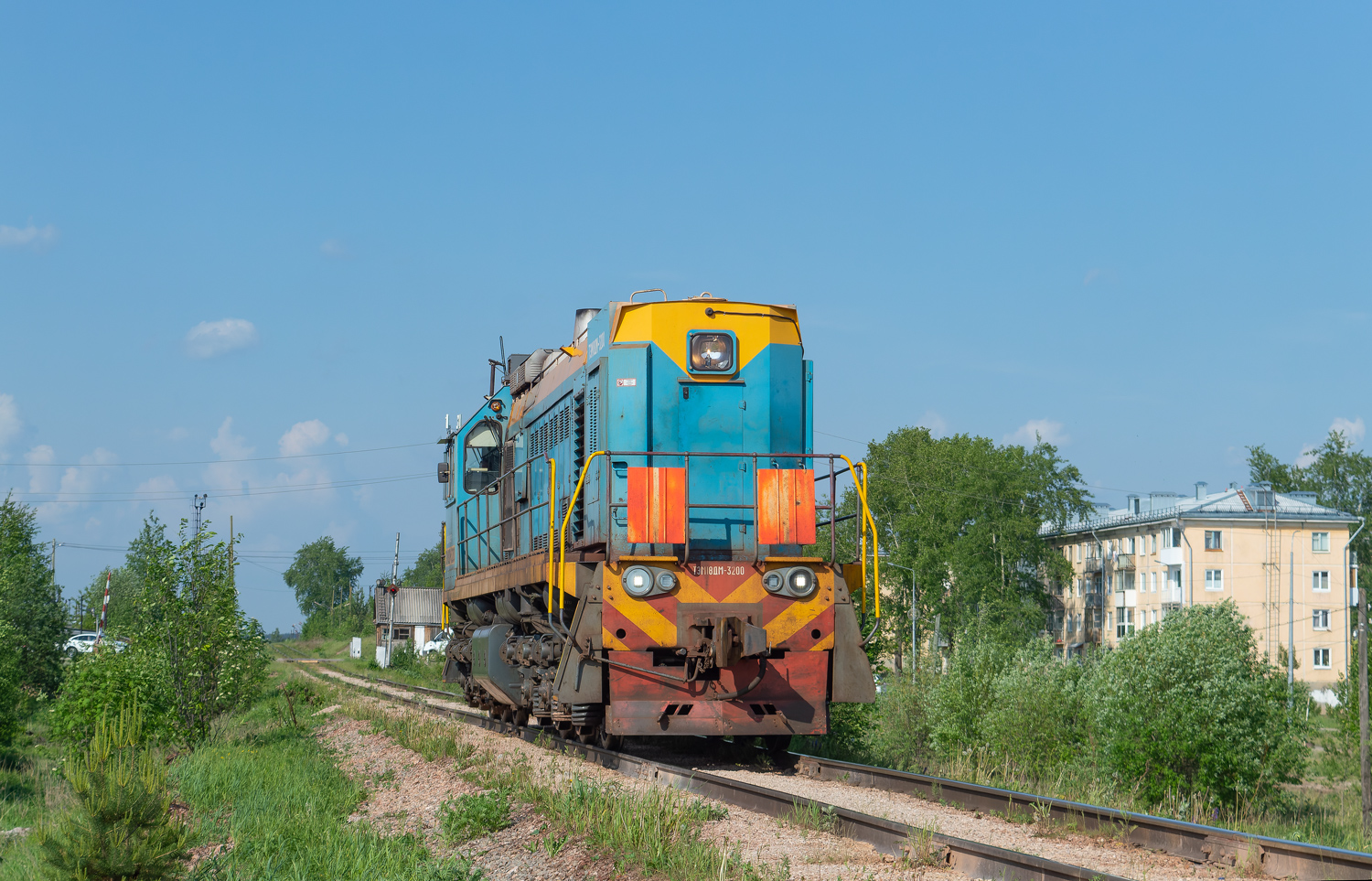ТЭМ18ДМ-3200