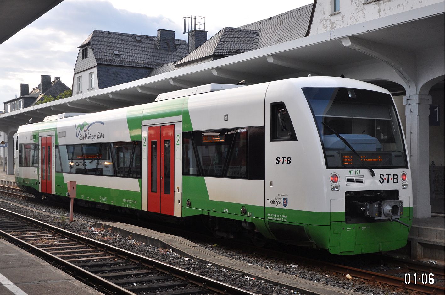 650 521