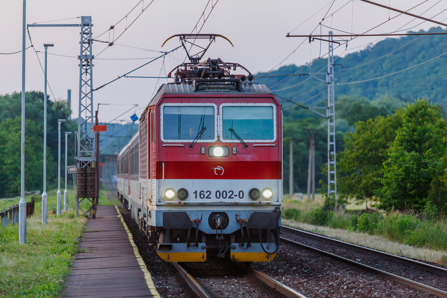 162 002-0