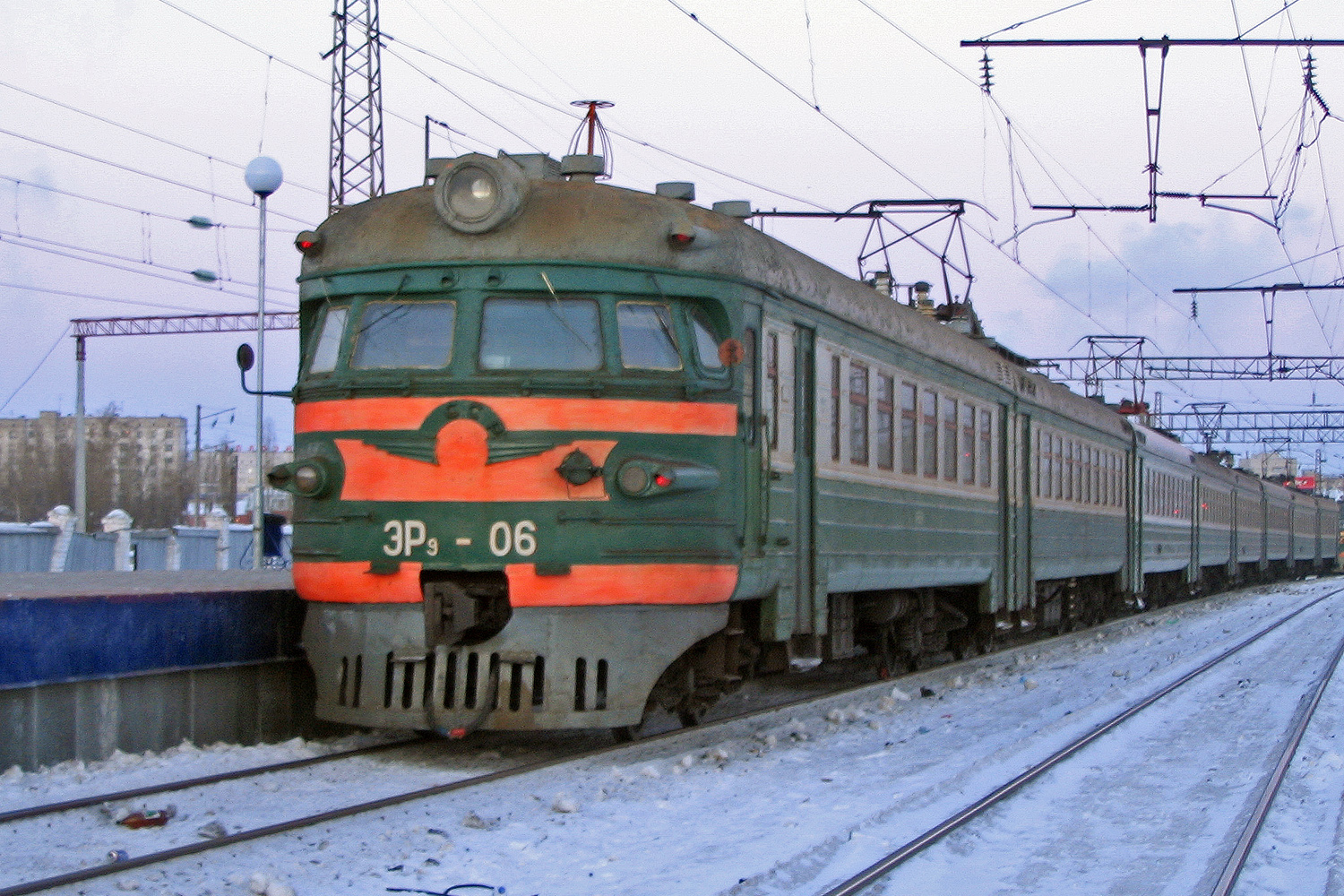 ЭР9-06