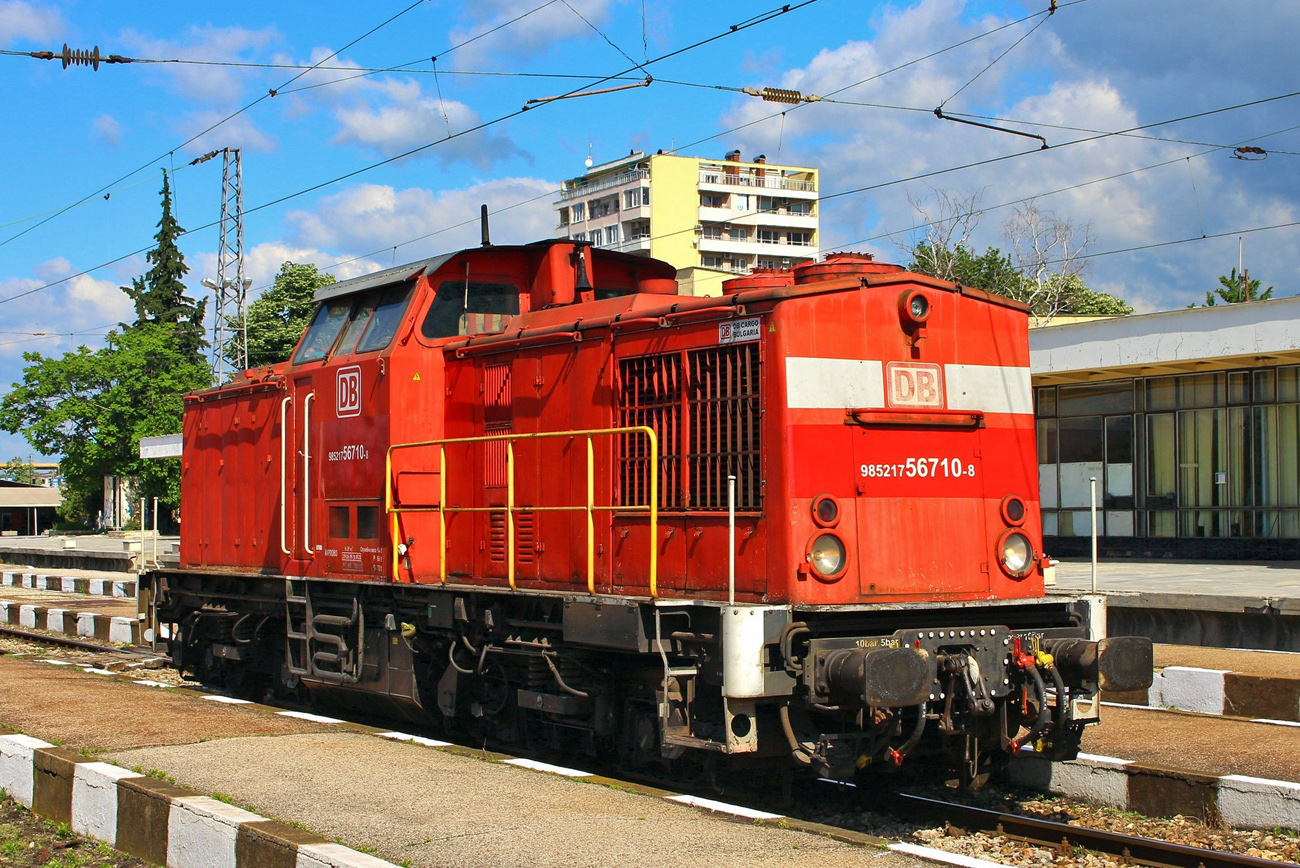 56 710