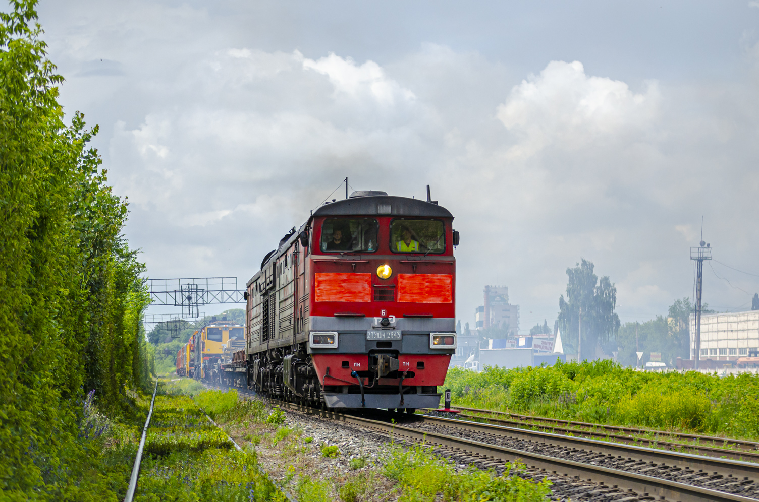 2ТЭ10М-2843