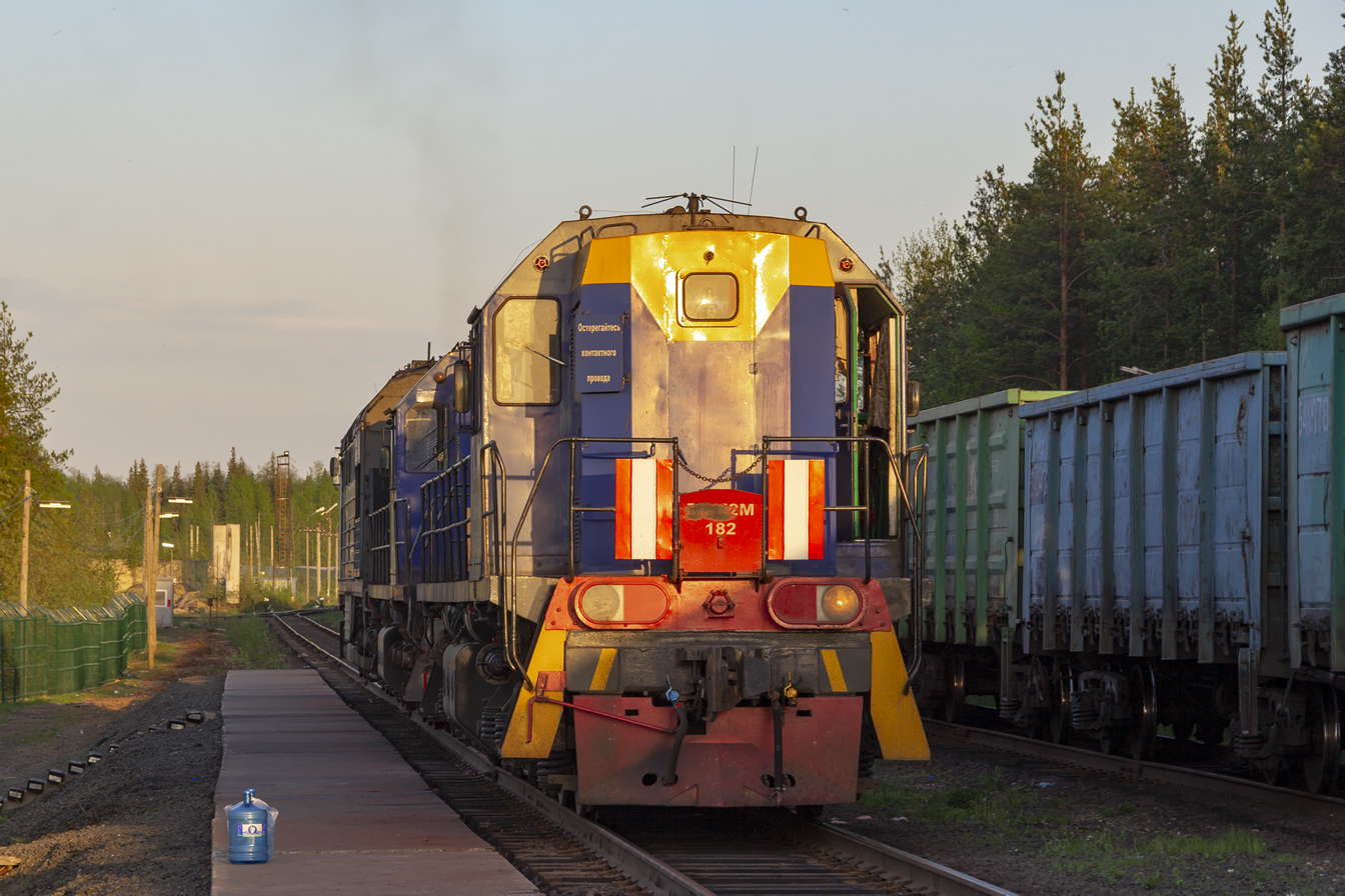 ТЭМ2М-182