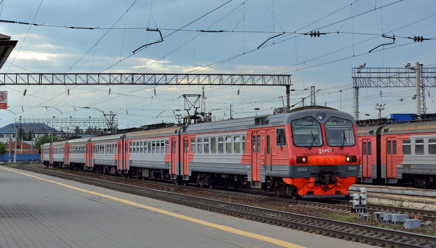ЭД9М-1043