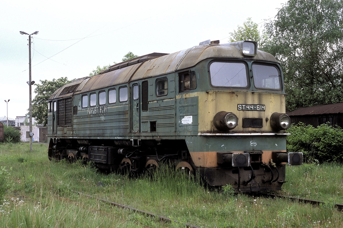 ST44-614
