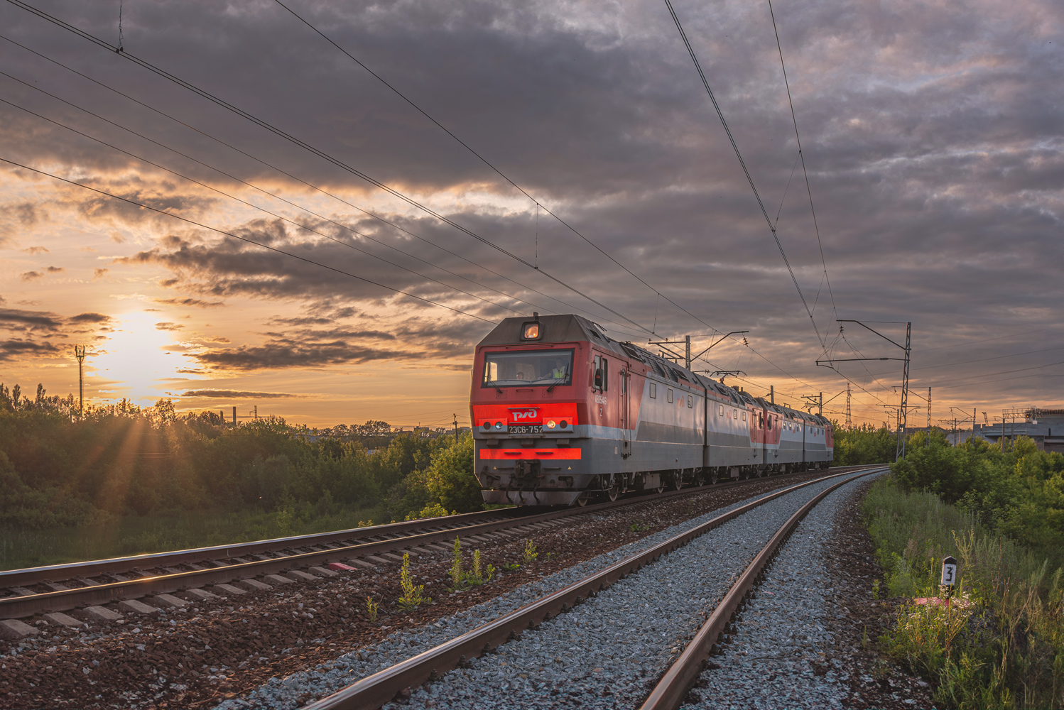 2ЭС6-752