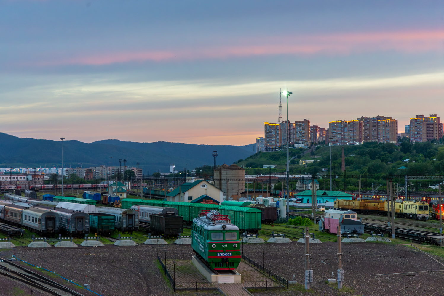 ВЛ60К-335
