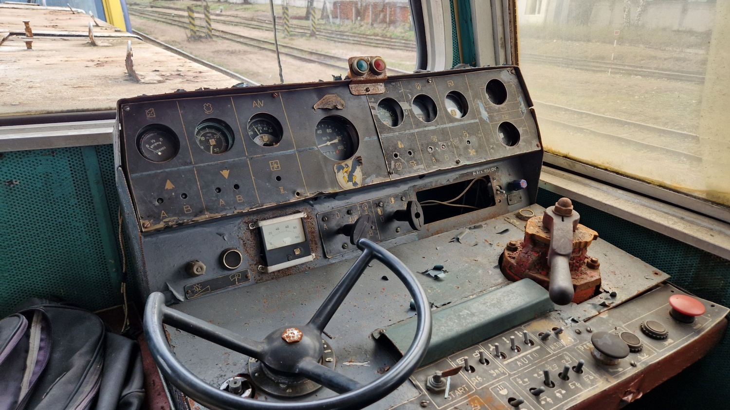 ТГМ40-0300
