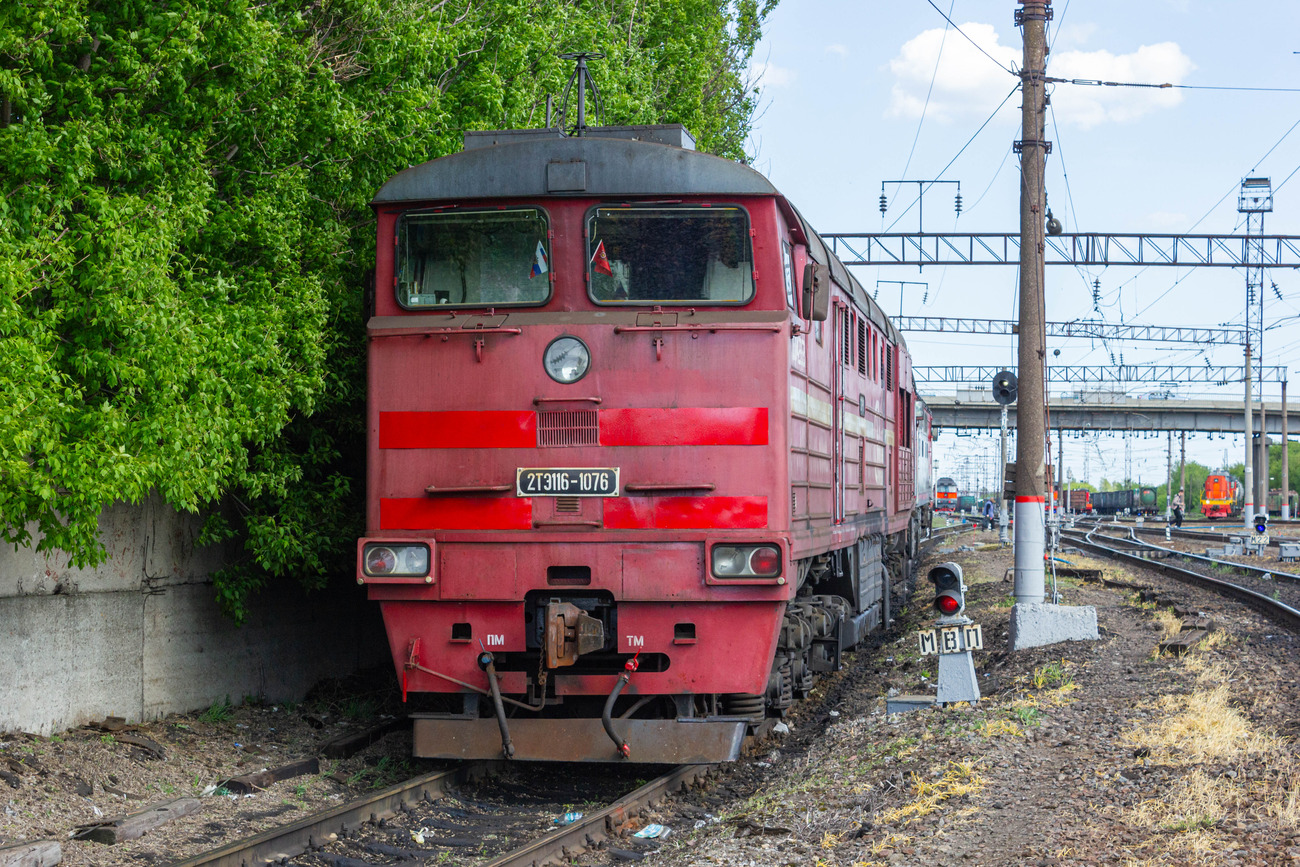 2ТЭ116-1076
