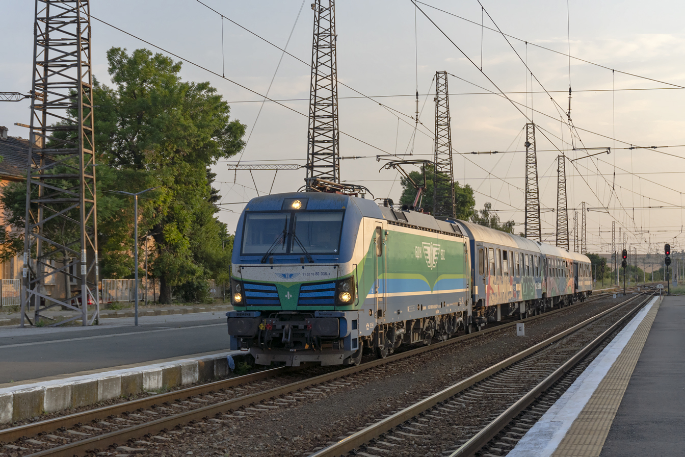 80 035
