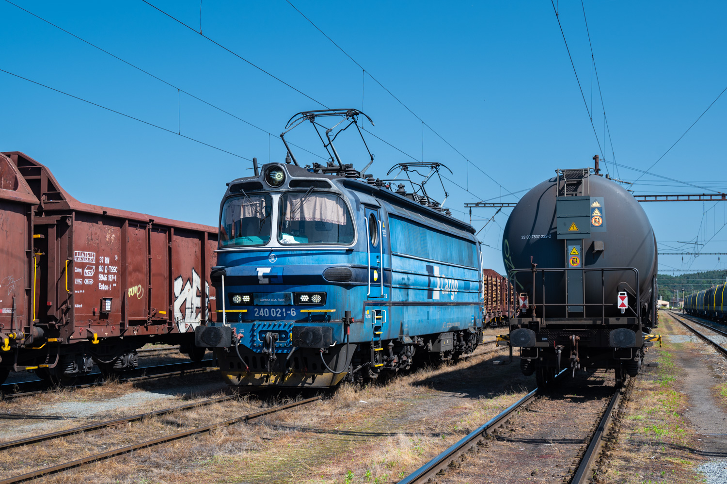 240 021-6