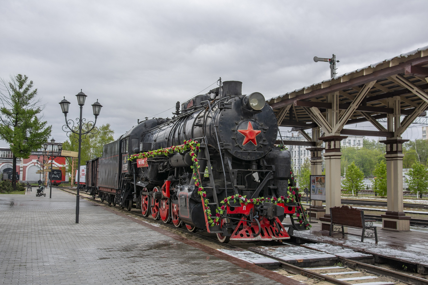 Л-2057