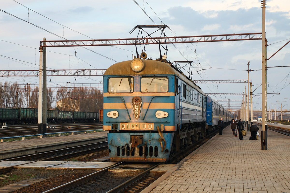ВЛ8М-100