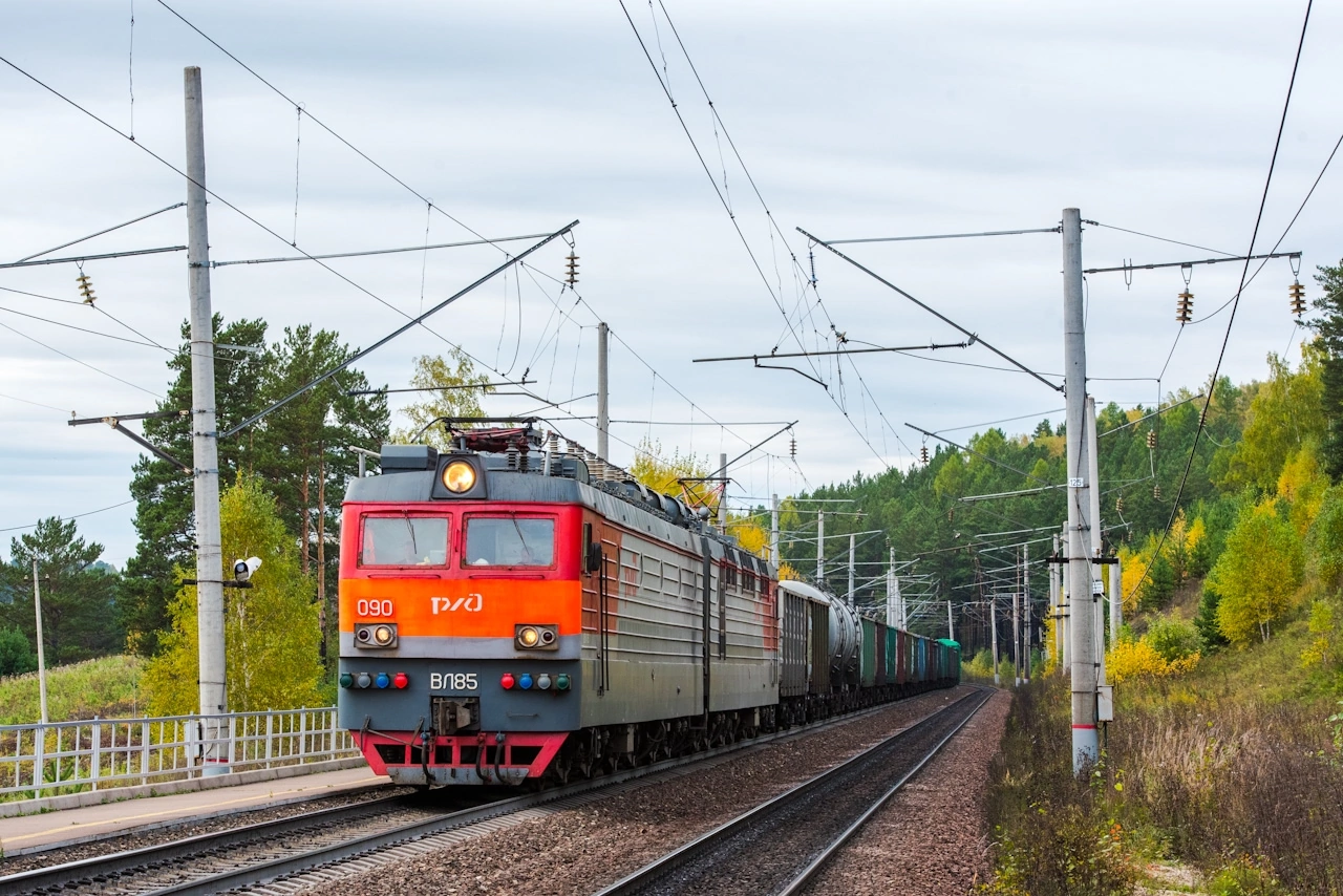ВЛ85-090