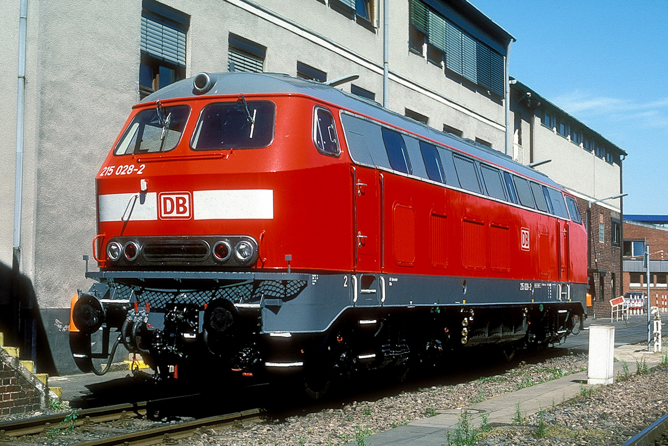 215 028-2