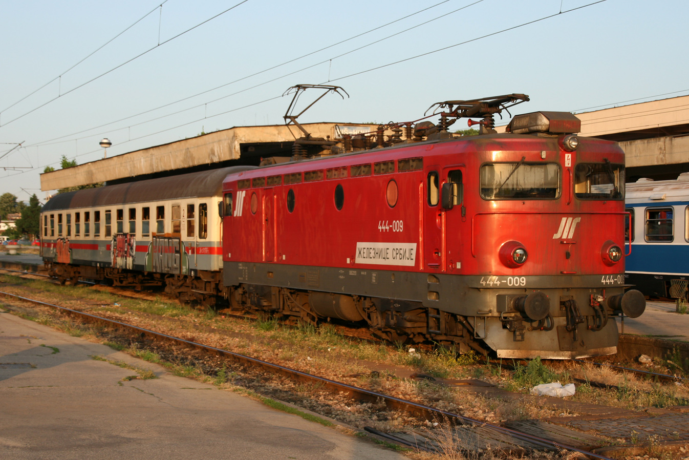 444-009