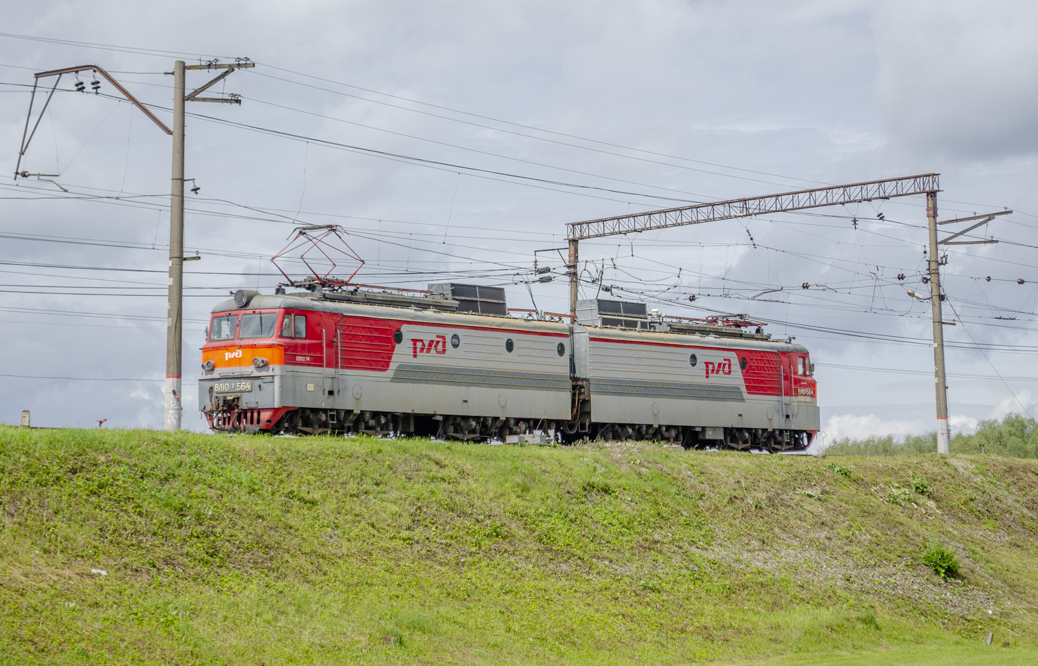 ВЛ10У-564