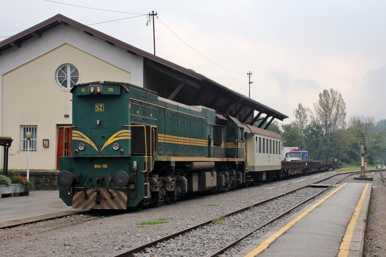 664-115