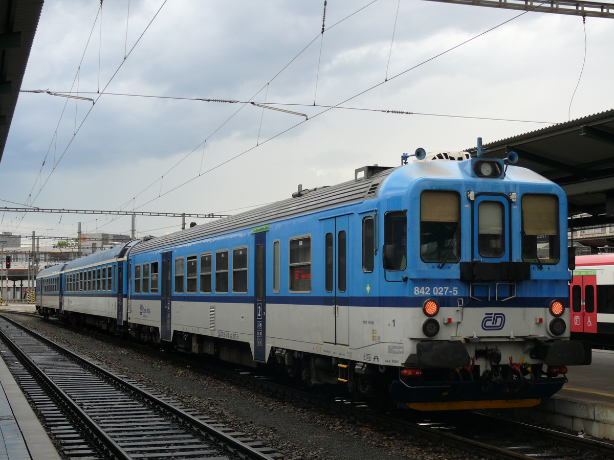 842 027-5