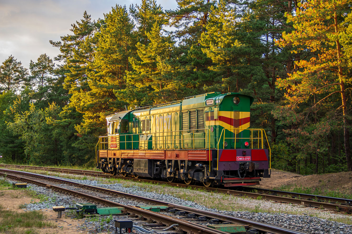 ЧМЭ3-3757