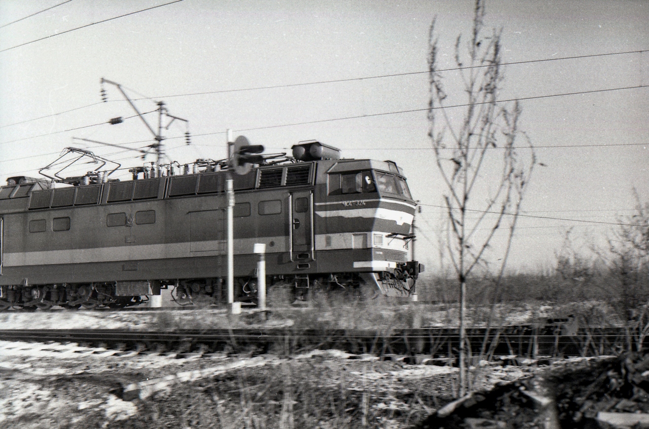 ЧС4Т-324