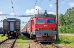 ЭР2Р-7084 (Moscow Railway); ЭД4М-0150 (South Urals Railways)