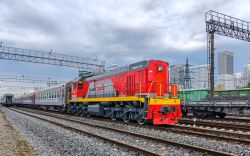 ТЭМ18ДМ-2271 (Sverdlovsk Railway)