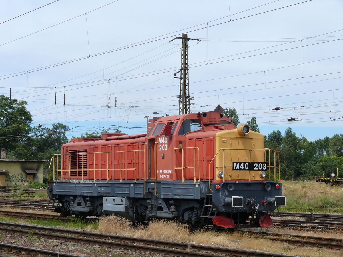 M40 203 M40 203
