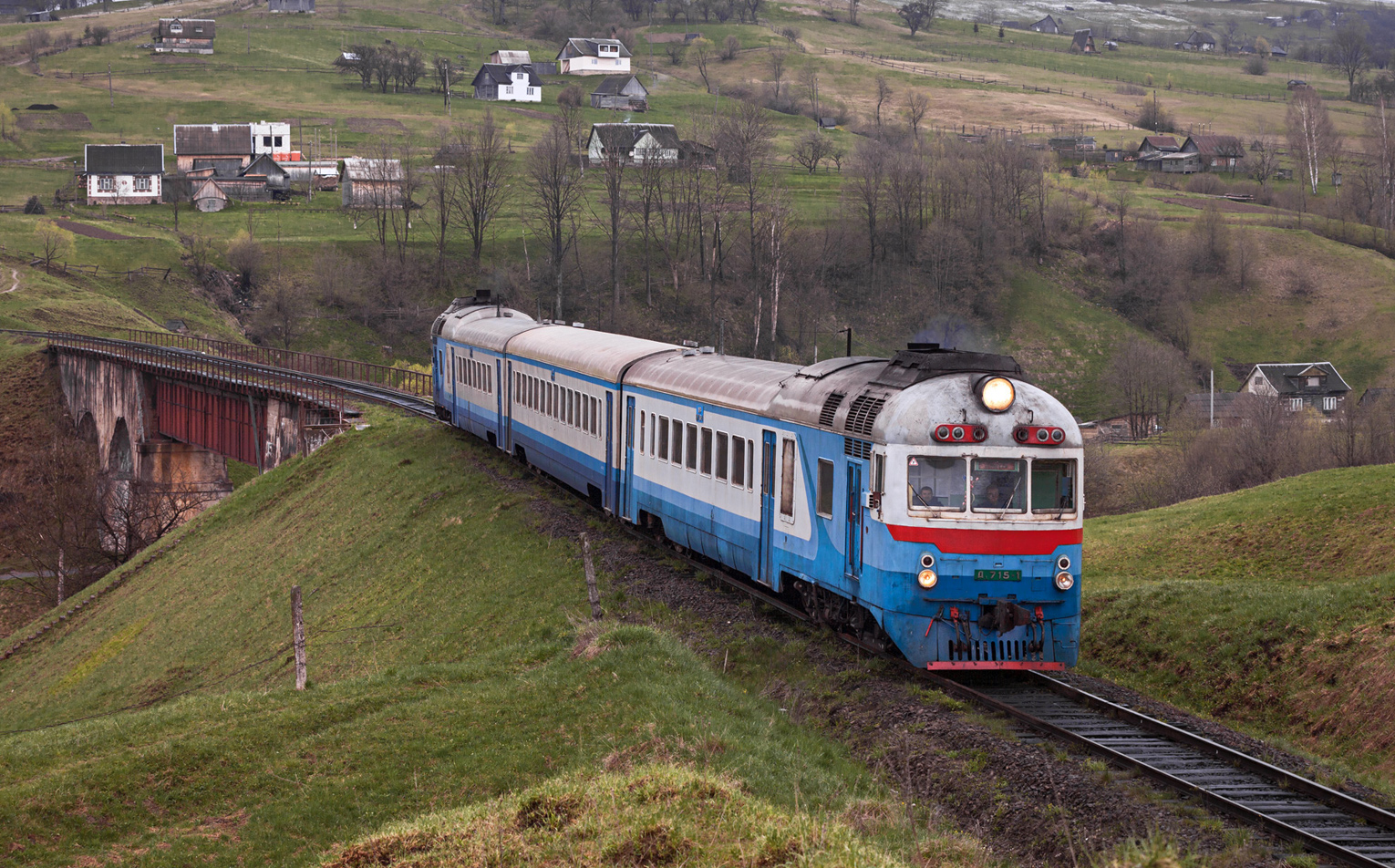 Д1-715