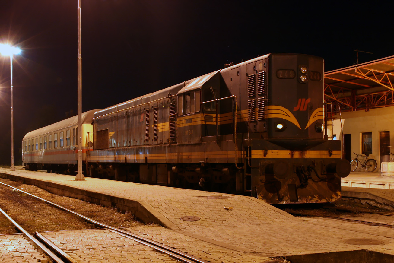 661-249