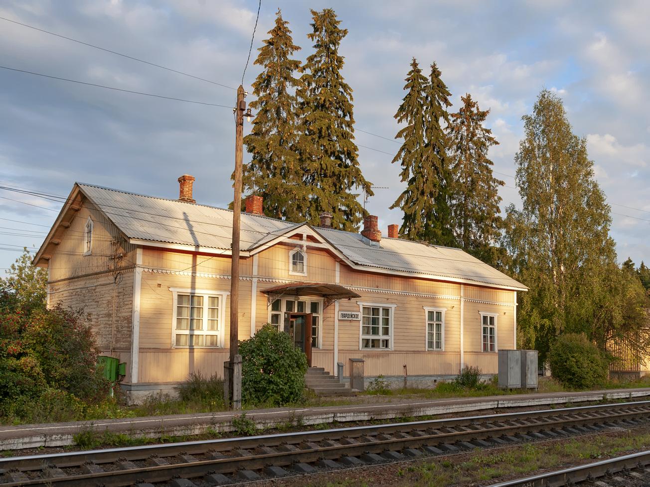 October Railway — Stations & ways