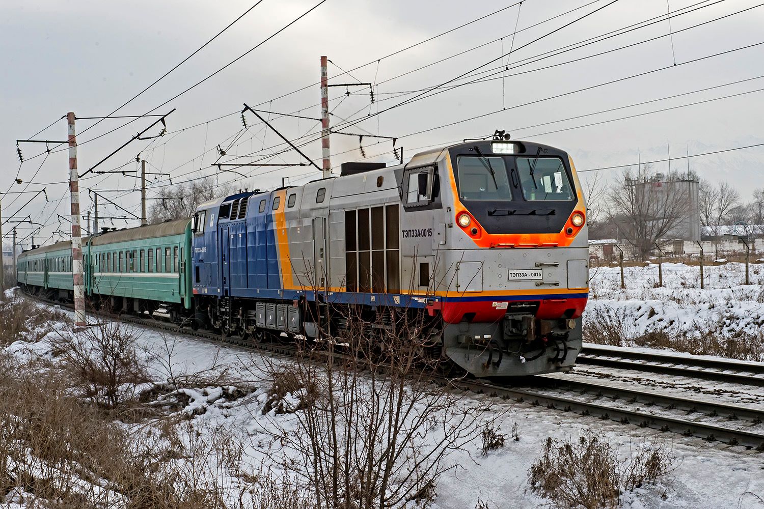 ТЭП33А-0015
