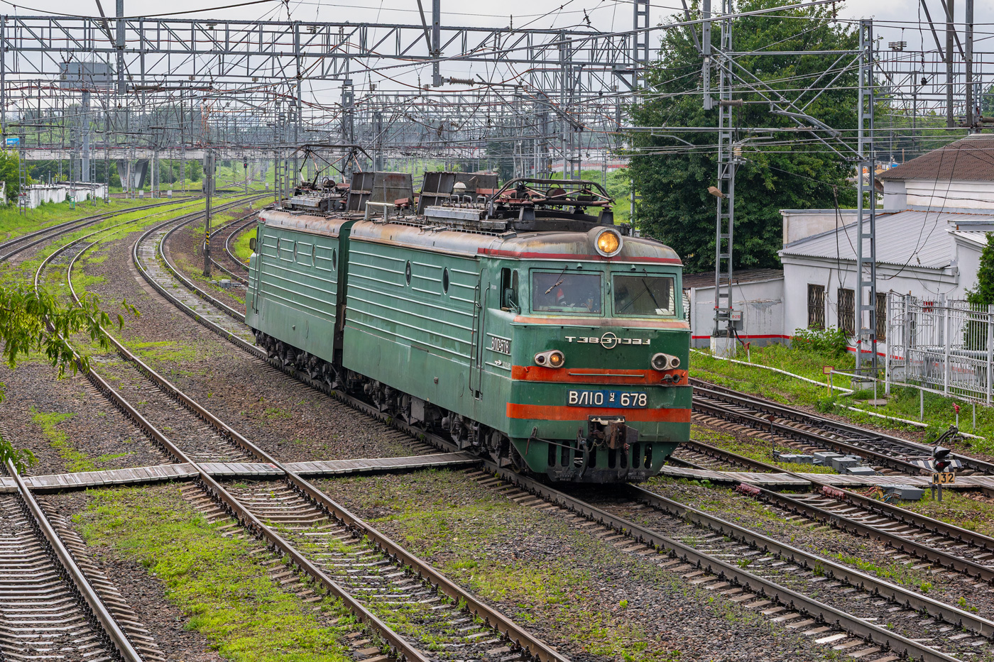 ВЛ10У-678