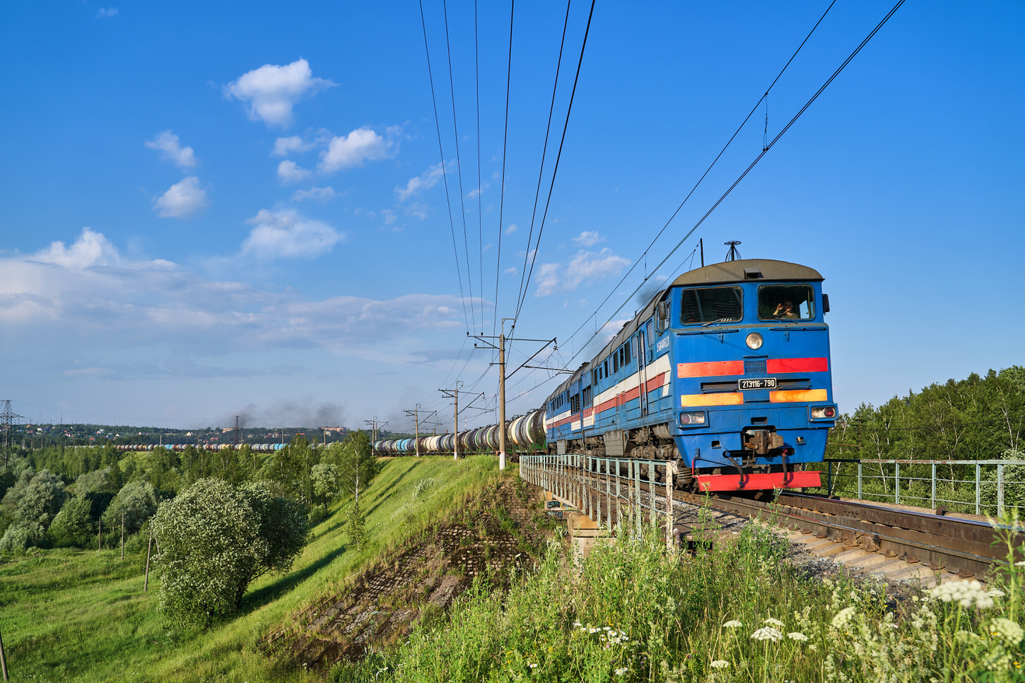 2ТЭ116-790